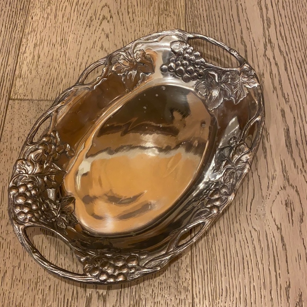 Silver serving tray with grape detail